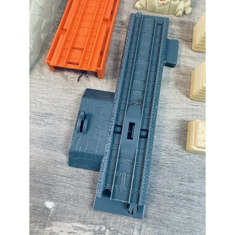 Vintage 2009 Trackmaster Lot Of 8 Thomas The Tank Engine Replacement Parts Only